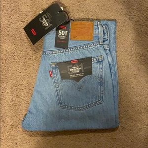 Brand new Levi’s Premium 501 -original cropped